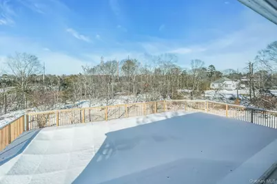 33 Oceanview Road, Hampton Bays, NY 11946 - Photo 25