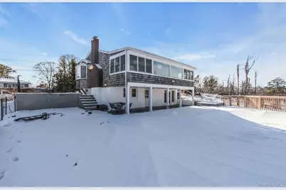 33 Oceanview Road, Hampton Bays, NY 11946 - Photo 27