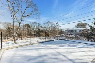 33 Oceanview Rd, Hampton Bays, NY 11946 - Photo 29