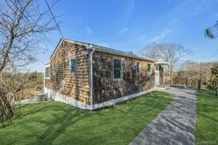 33 Oceanview Rd, Hampton Bays, NY 11946 - Photo 3