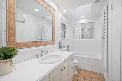 124 Hillandale Drive, New Rochelle, NY 10804 - Photo 15