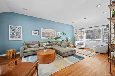 124 Hillandale Drive, New Rochelle, NY 10804 - Photo 3