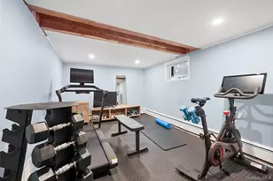 124 Hillandale Dr, New Rochelle, NY 10804 - Photo 25