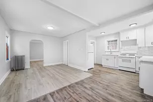 191-25 115th Rd, Saint Albans, NY 11412 - Photo 17