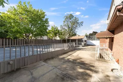 376 Hunnewell Avenue, Elmont, NY 11003 - Photo 23