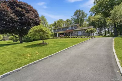 10 Foxwood Lane, Thornwood, NY 10594 - Photo 3