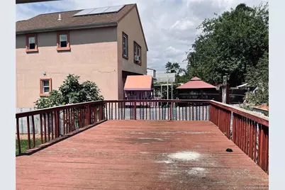 276 Benson Avenue, Elmont, NY 11003 - Photo 15