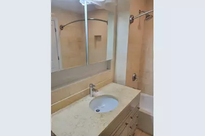 143-20 Hoover Avenue #403, Briarwood, NY 11435 - Photo 17