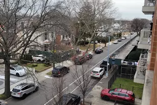 143-20 Hoover Ave, Briarwood, NY 11435 - Photo 23