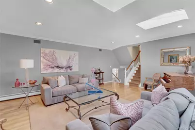 1993 Lowell Lane, Merrick, NY 11566 - Photo 13