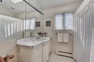 1993 Lowell Ln, Merrick, NY 11566 - Photo 19