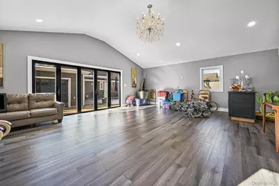 4185 Harriet Road, Bethpage, NY 11714 - Photo 15