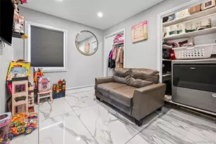 4185 Harriet Rd, Bethpage, NY 11714 - Photo 7