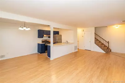 29 The Rise, Warwick, NY 10990 - Photo 3