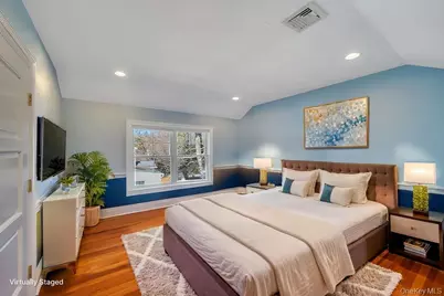 3 School House Lane, Great Neck, NY 11020 - Photo 17