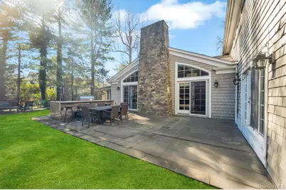 3 School House Lane, Great Neck, NY 11020 - Photo 25