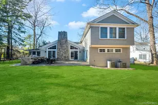 3 School House Ln, Great Neck, NY 11020 - Photo 3