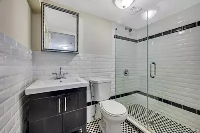 3 School House Lane, Great Neck, NY 11020 - Photo 23