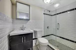 3 School House Ln, Great Neck, NY 11020 - Photo 23