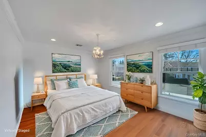 3 School House Lane, Great Neck, NY 11020 - Photo 19