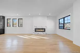 2386 Marlboro St, East Meadow, NY 11554 - Photo 7