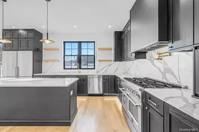 2386 Marlboro Street, East Meadow, NY 11554 - Photo 11