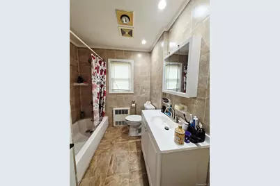 225 E Mineola Avenue, Valley Stream, NY 11580 - Photo 19