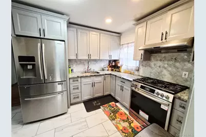 225 E Mineola Avenue, Valley Stream, NY 11580 - Photo 5