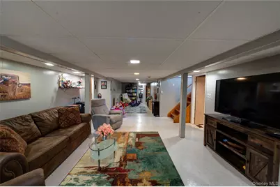 221 Young Street, West Babylon, NY 11704 - Photo 25