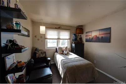 221 Young Street, West Babylon, NY 11704 - Photo 19