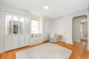 36 Wingam Dr, Islip, NY 11751 - Photo 5