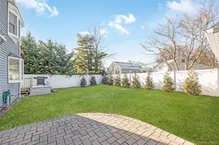 36 Wingam Dr, Islip, NY 11751 - Photo 27