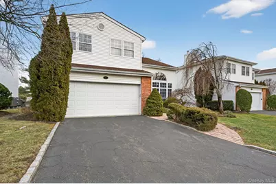 27 Hamlet Drive, Commack, NY 11725 - Photo 1