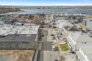 72-36 Almeda Ave, Arverne, NY 11692 - Photo 5