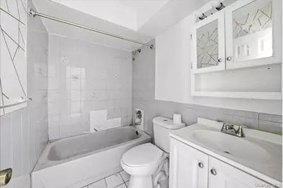 72-36 Almeda Avenue, Arverne, NY 11692 - Photo 11