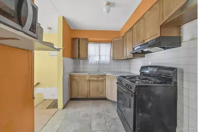 72-36 Almeda Avenue, Arverne, NY 11692 - Photo 21
