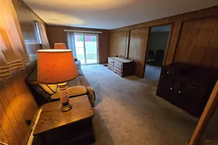 715 McCall Ave, West Islip, NY 11795 - Photo 21