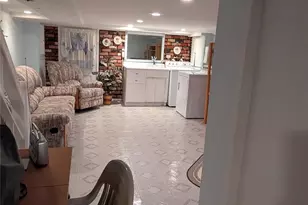 32-27 202nd St, Bayside, NY 11361 - Photo 13