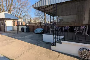 32-27 202nd St, Bayside, NY 11361 - Photo 21