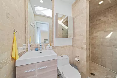 98 Birchwood Park Drive, Jericho, NY 11753 - Photo 23