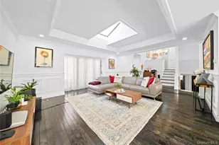 98 Birchwood Park Dr, Jericho, NY 11753 - Photo 9