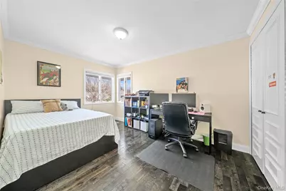 98 Birchwood Park Drive, Jericho, NY 11753 - Photo 19