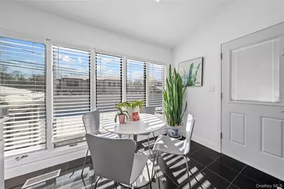 98 Birchwood Park Drive, Jericho, NY 11753 - Photo 15