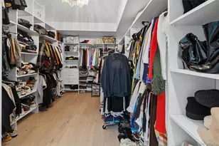 24 Chestnut Ln, Woodbury, NY 11797 - Photo 17