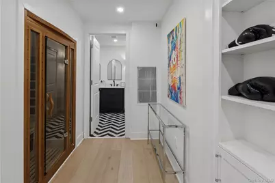 24 Chestnut Lane, Woodbury, NY 11797 - Photo 21