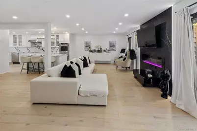 24 Chestnut Lane, Woodbury, NY 11797 - Photo 3