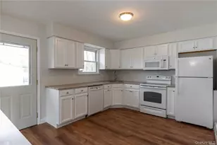 5 Ashland St, Mount Sinai, NY 11766 - Photo 3