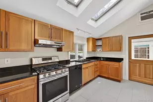 125 Mountain Rest Rd, New Paltz, NY 12561 - Photo 11