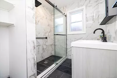 5 Prospect Street, Glen Head, NY 11545 - Photo 7