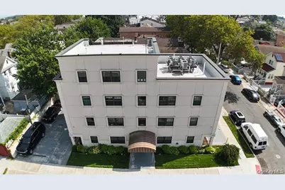 135-04 102nd Avenue, Richmond Hill, NY 11419 - Photo 3